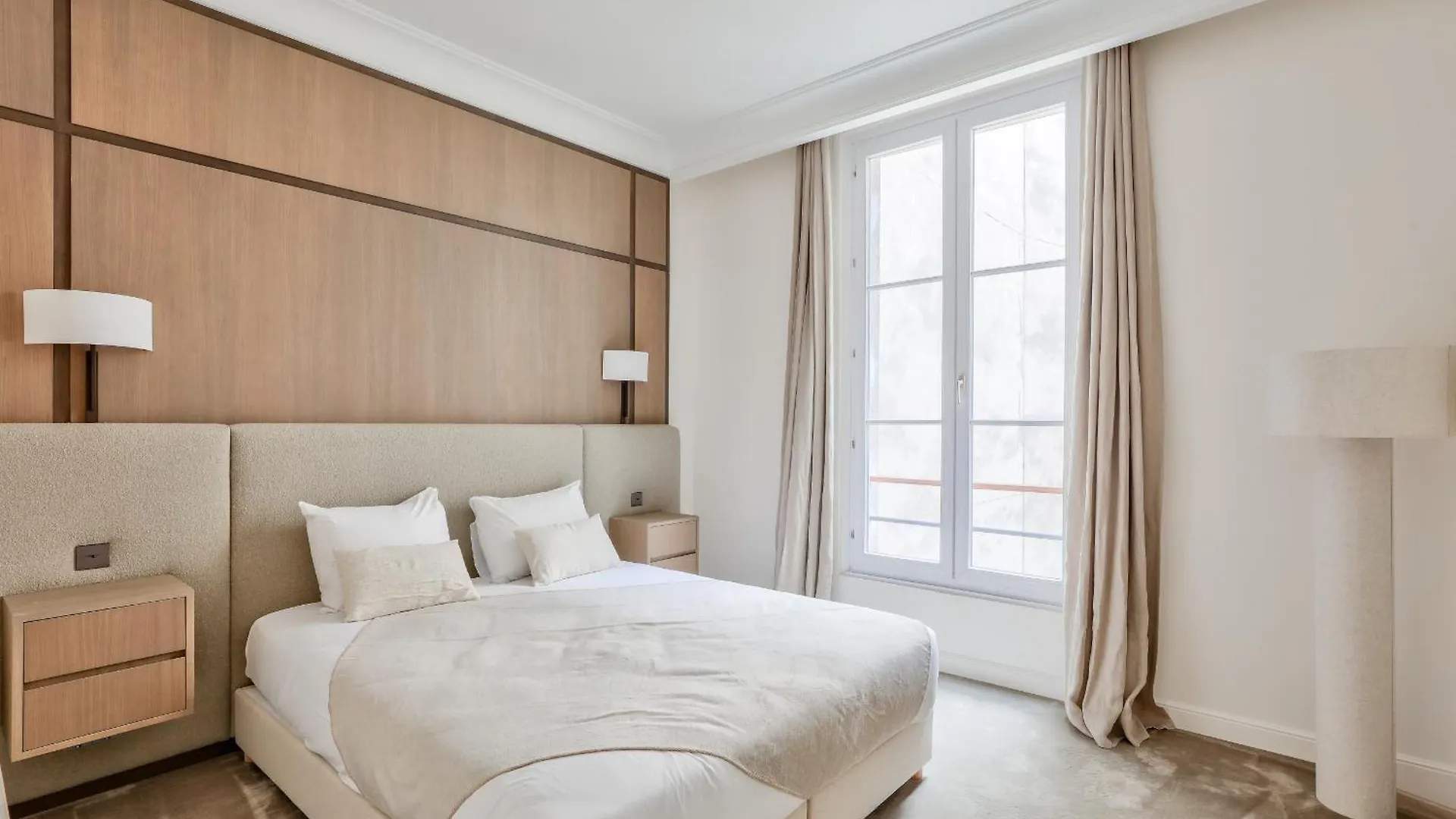 Urban Flat 191 - Luxury 3 Bedroom Apartment - Madeleine Paris
