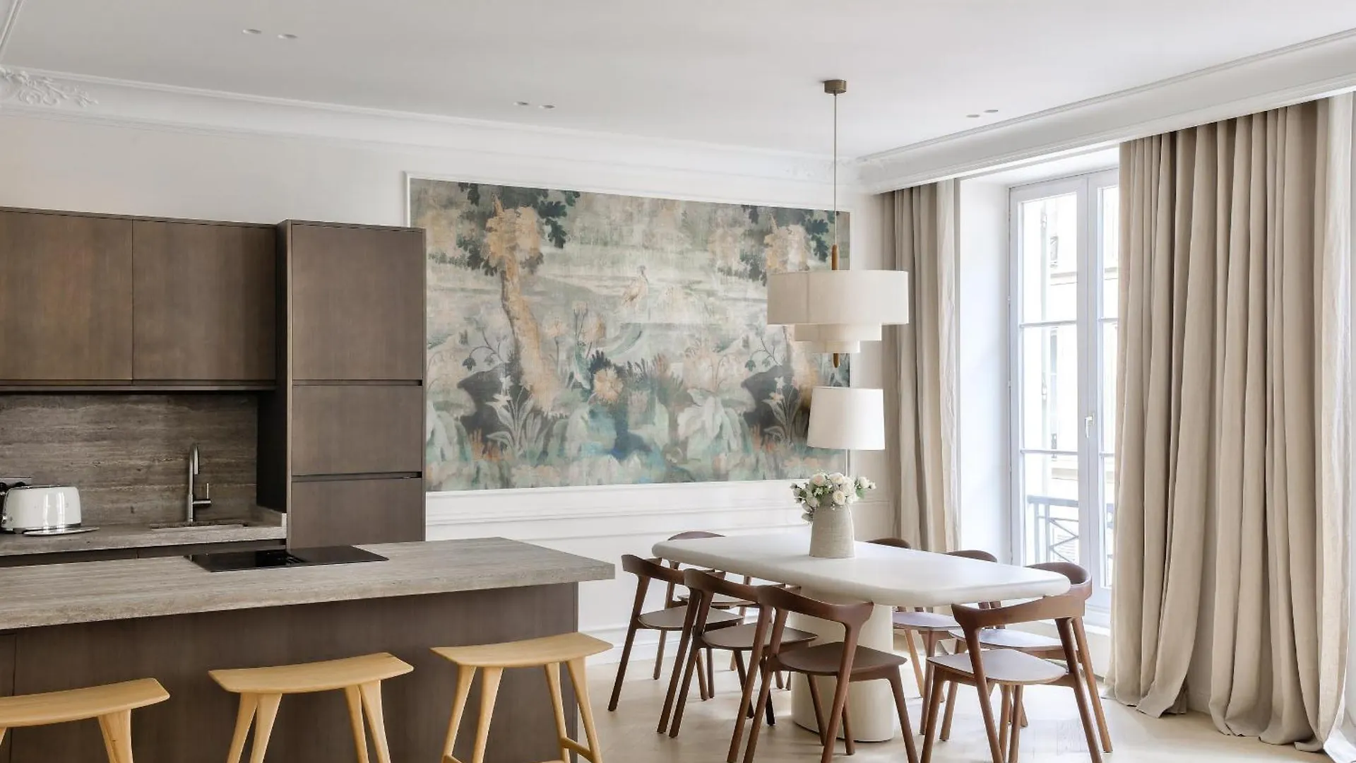 Urban Flat 191 - Luxury 3 Bedroom Apartment - Madeleine Paris