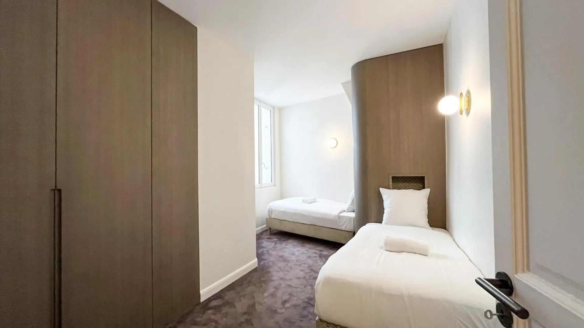 Urban Flat 191 - Luxury 3 Bedroom Apartment - Madeleine Paris